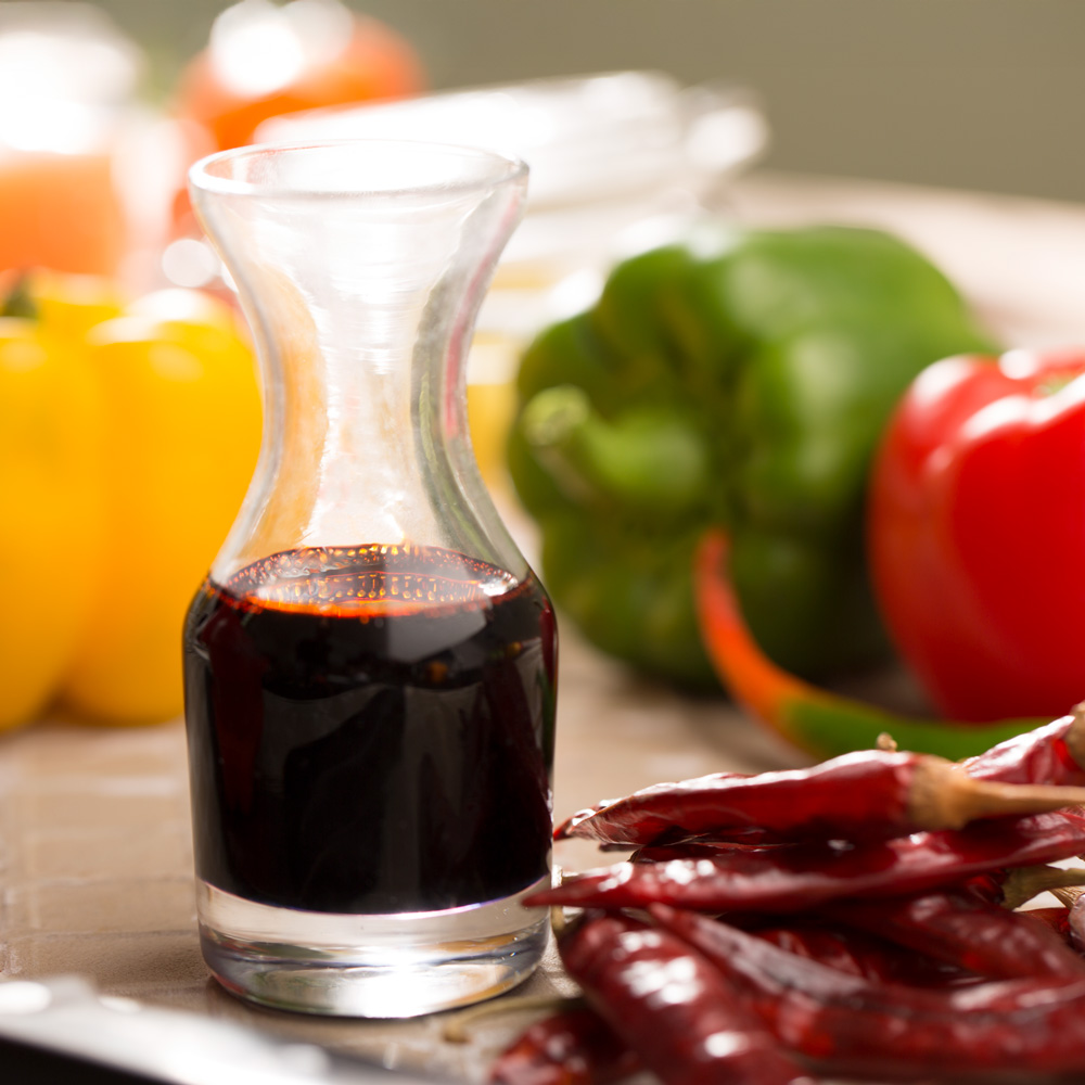 Paprika Oleoresin on table